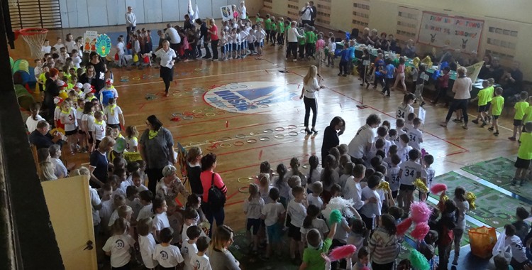 XVI Międzyprzedszkolny Turniej Sportowy ,,Show na sportowo - bawimy się zdrowo" FOTOGALERIA