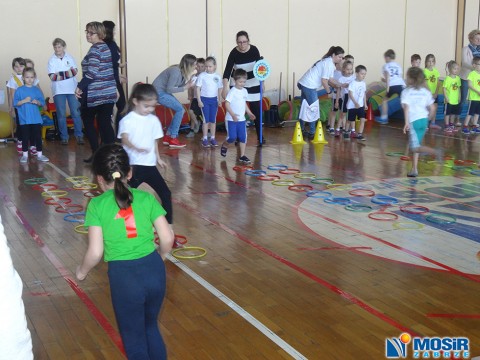 XVI Międzyprzedszkolny Turniej Sportowy ,,Show na sportowo - bawimy się zdrowo" FOTOGALERIA